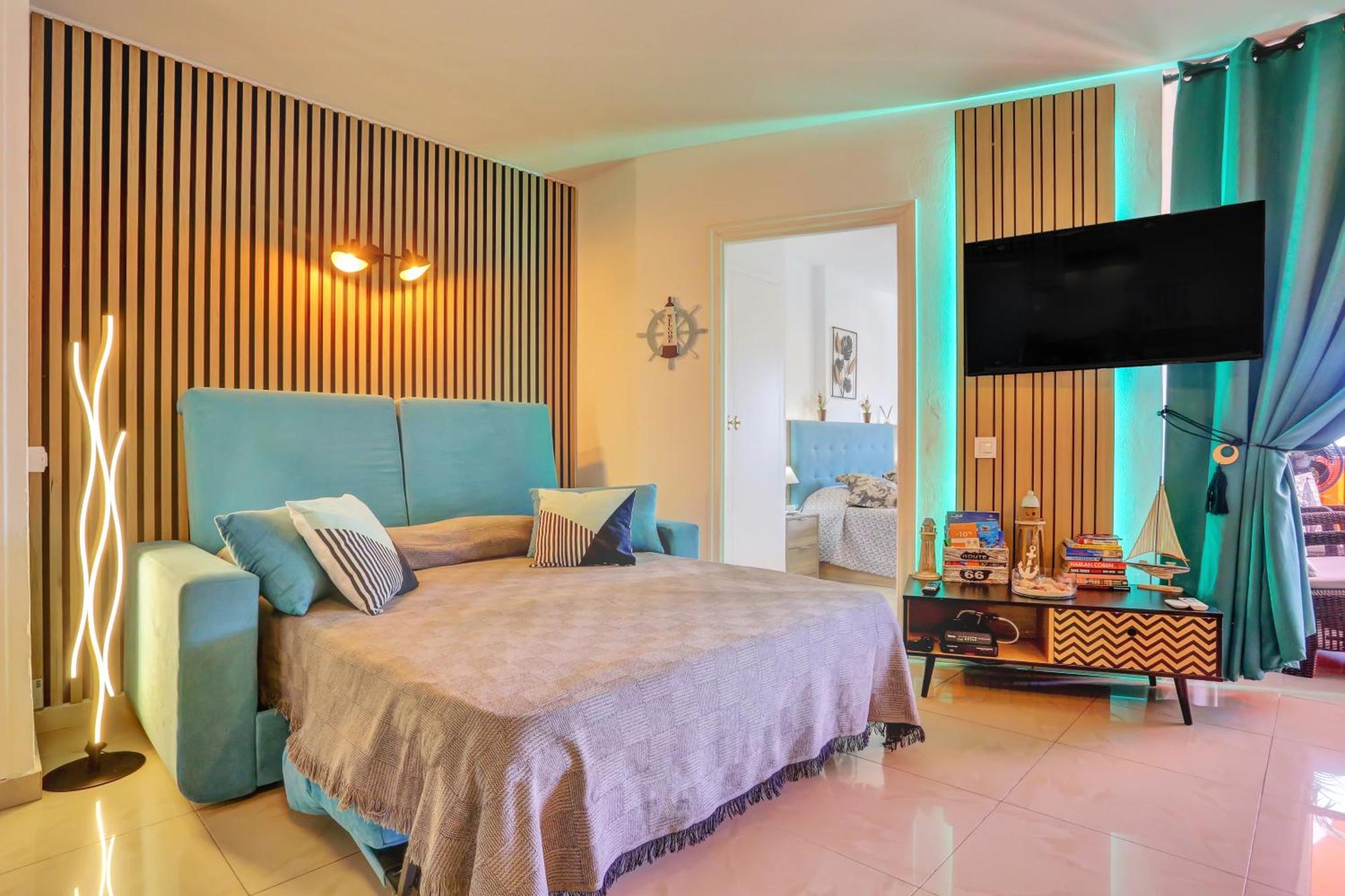 Apartament Luxory Dreamy Sunset, Seafront, Direct Access To The Promenade,Wifi,Pool,Free Parking Los Cristianos  Zewnętrze zdjęcie