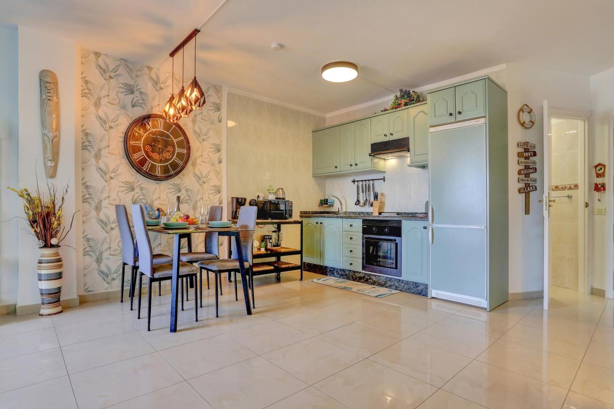 Apartament Luxory Dreamy Sunset, Seafront, Direct Access To The Promenade,Wifi,Pool,Free Parking Los Cristianos  Zewnętrze zdjęcie