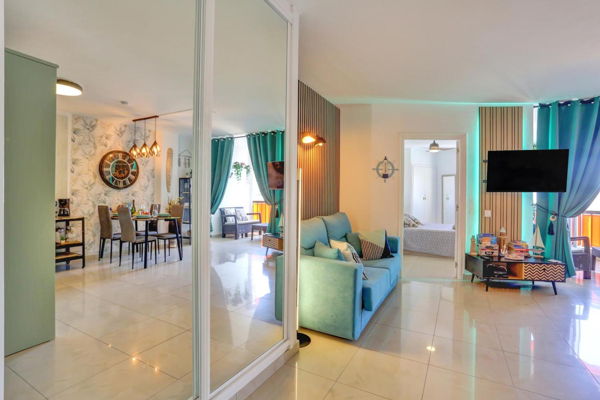 Apartament Luxory Dreamy Sunset, Seafront, Direct Access To The Promenade,Wifi,Pool,Free Parking Los Cristianos  Zewnętrze zdjęcie