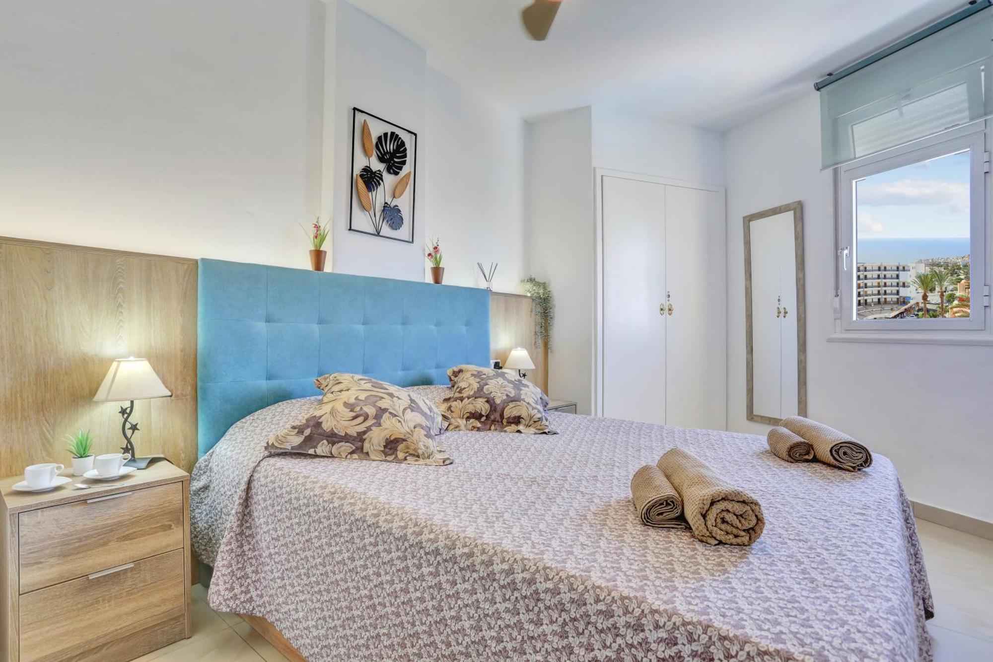 Apartament Luxory Dreamy Sunset, Seafront, Direct Access To The Promenade,Wifi,Pool,Free Parking Los Cristianos  Zewnętrze zdjęcie